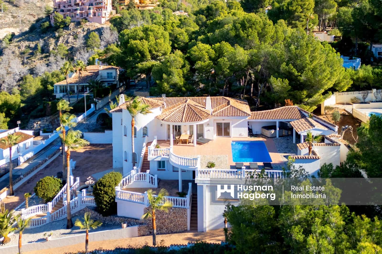 4 makuuhuone Huvila myytävänä paikassa Altea mukana uima-altaan - 1 295 000 € (Ref: 9560734)