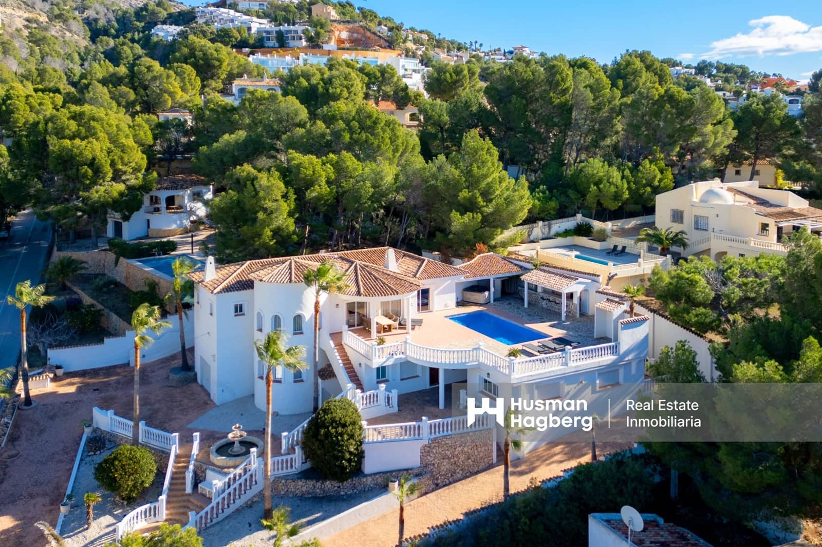 4 makuuhuone Huvila myytävänä paikassa Altea mukana uima-altaan - 1 295 000 € (Ref: 9560734)