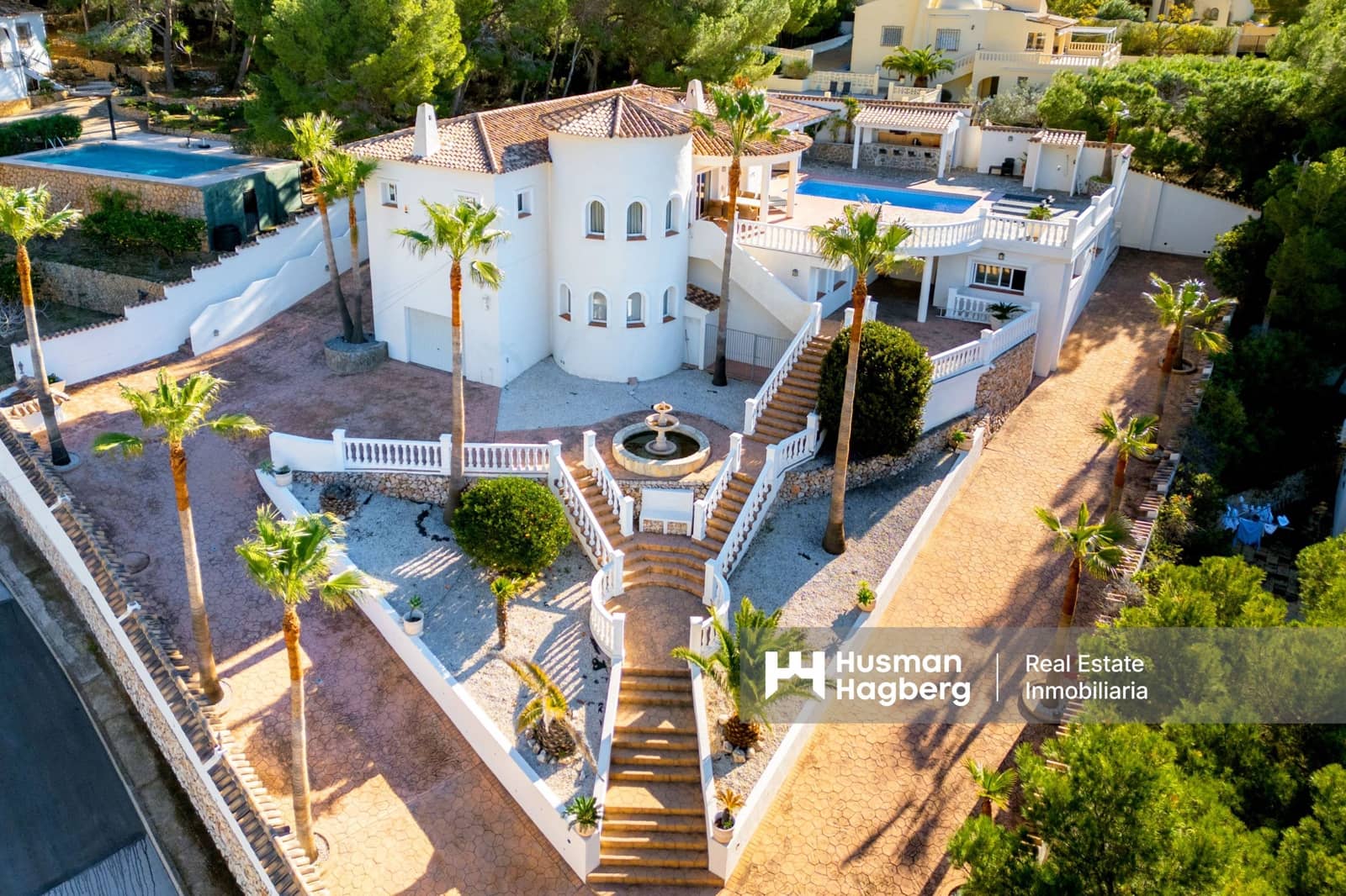 4 makuuhuone Huvila myytävänä paikassa Altea mukana uima-altaan - 1 295 000 € (Ref: 9560734)