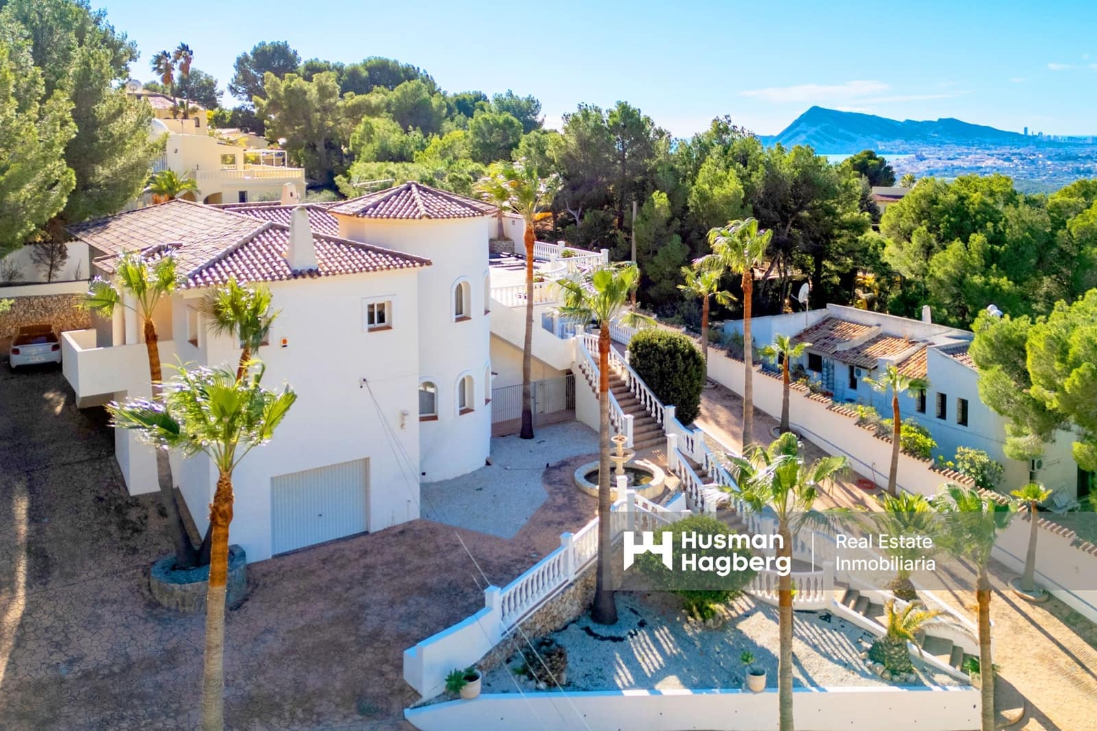 4 makuuhuone Huvila myytävänä paikassa Altea mukana uima-altaan - 1 295 000 € (Ref: 9560734)