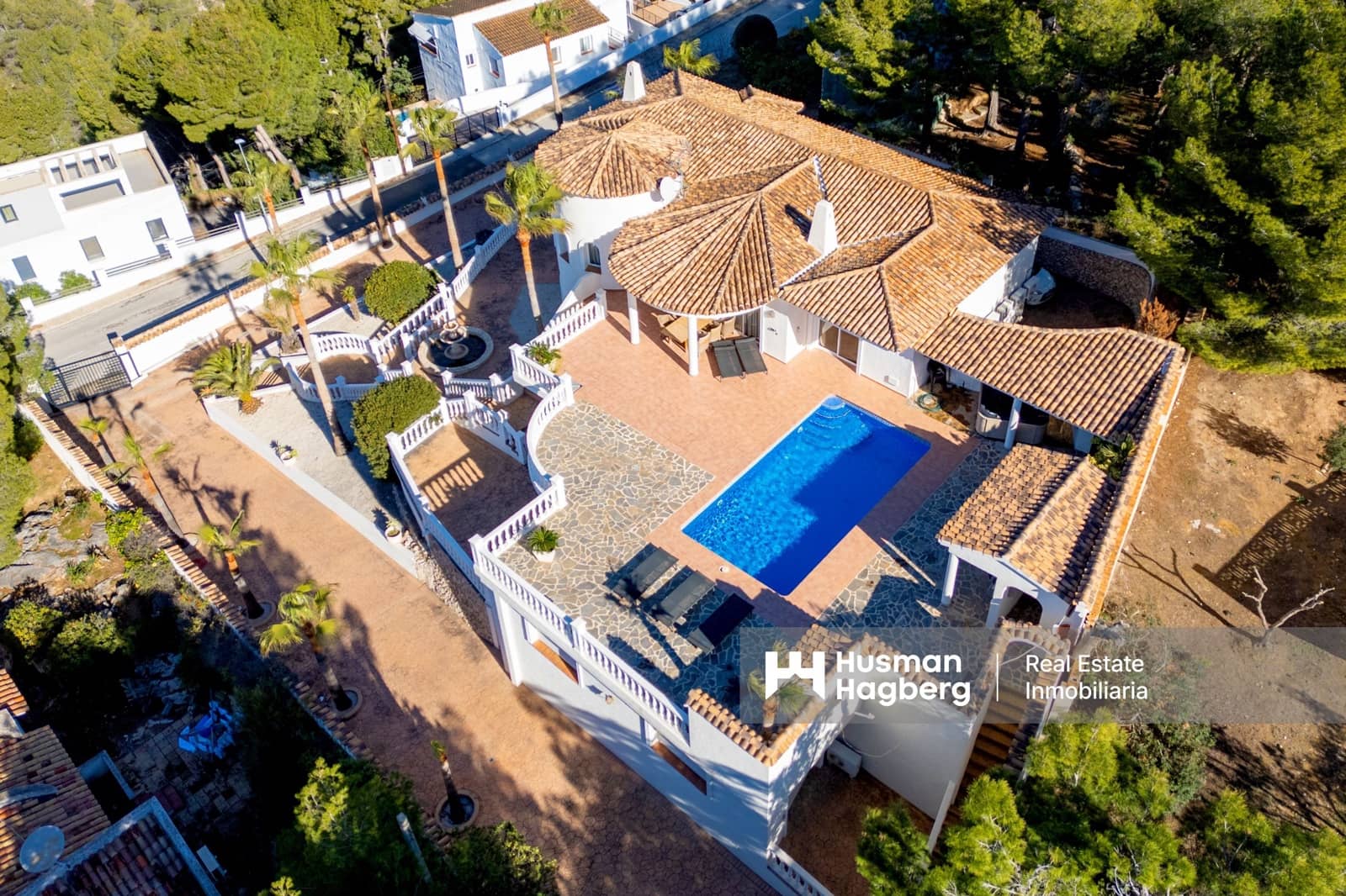 4 makuuhuone Huvila myytävänä paikassa Altea mukana uima-altaan - 1 295 000 € (Ref: 9560734)