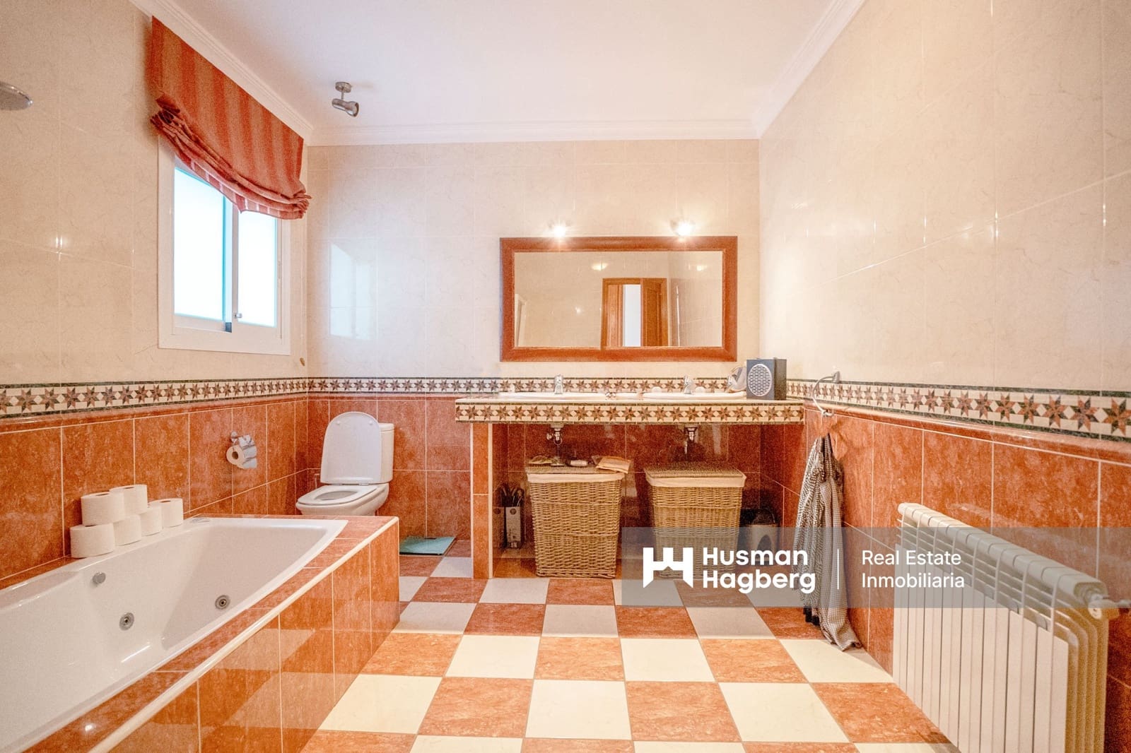 4 makuuhuone Huvila myytävänä paikassa Altea mukana uima-altaan - 1 295 000 € (Ref: 9560734)