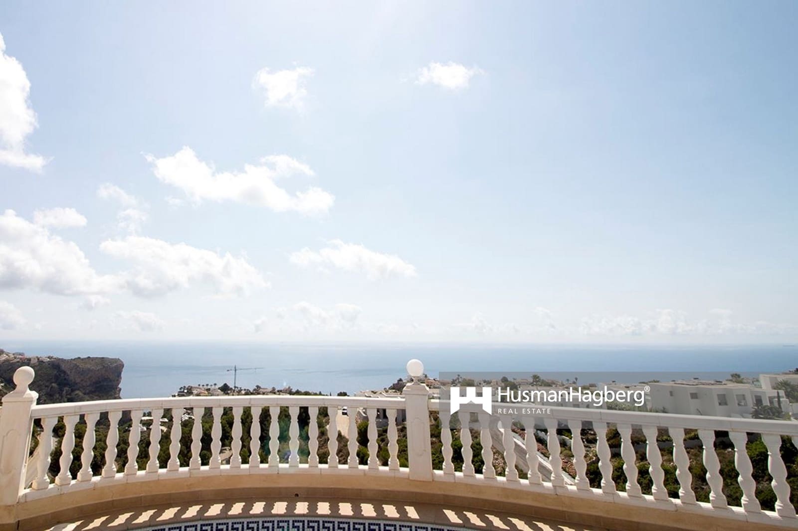 3 soveværelse Villa til salg i Cumbre del Sol med swimmingpool - € 695.000 (Ref: 9585290)