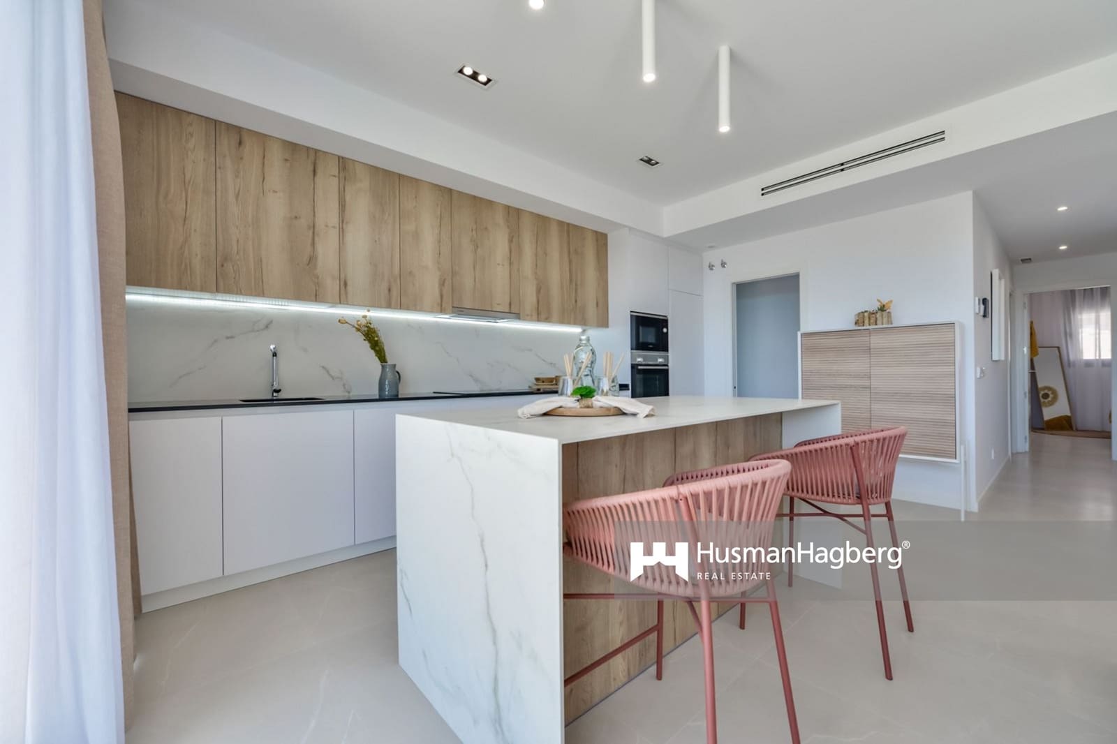 2 sovrum Lägenhet till salu i Benidorm med pool - 370 000 € (Ref: 9585292)