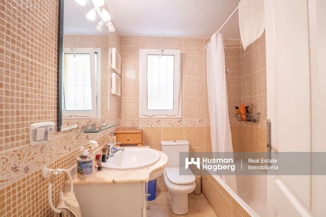 Chalet de 2 habitaciones en Les Bassetes - El Marjal, Dénia en venta con piscina - 369.000 € (Ref: 9602453)