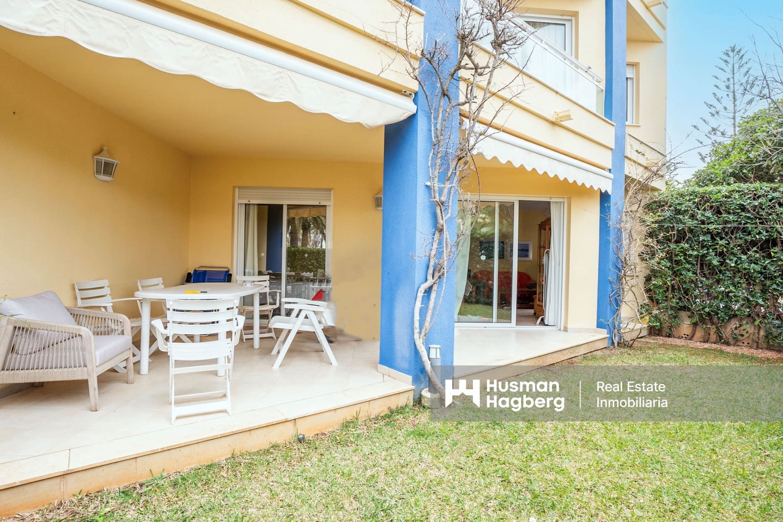 Chalet de 2 habitaciones en Dénia en venta con piscina - 369.000 € (Ref: 9602453)