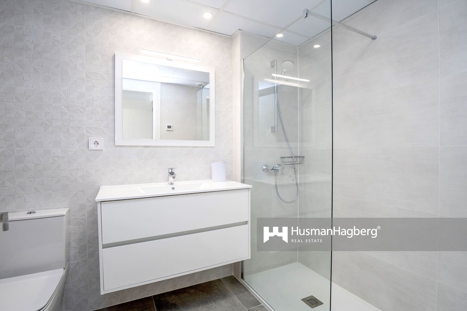 4 Zimmer Villa zu verkaufen in Benidorm mit Pool - 699.000 € (Ref: 9607078)