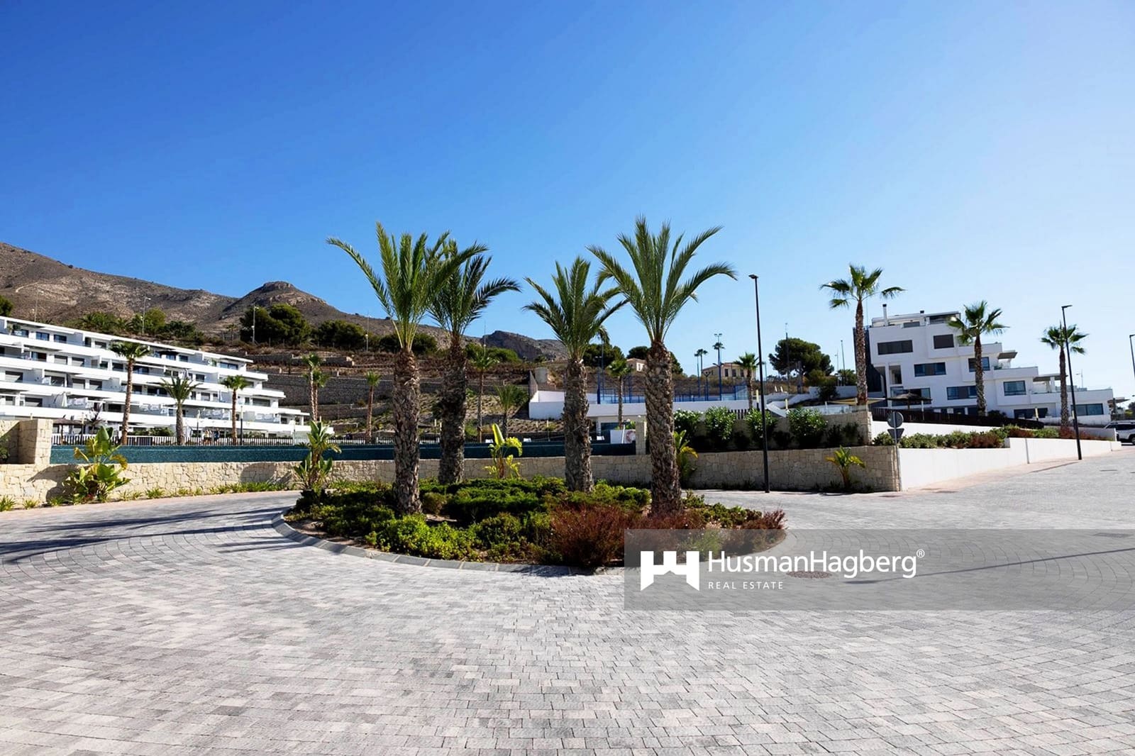 4 Zimmer Villa zu verkaufen in Benidorm mit Pool - 699.000 € (Ref: 9607078)