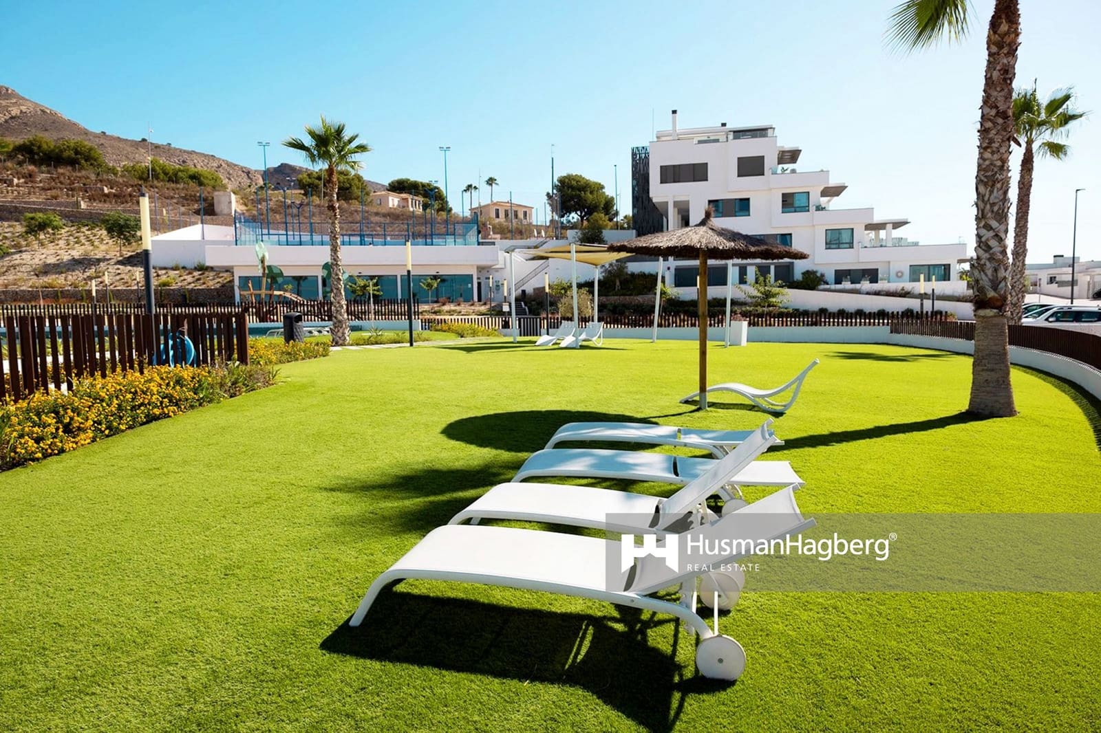 4 Zimmer Villa zu verkaufen in Benidorm mit Pool - 699.000 € (Ref: 9607078)