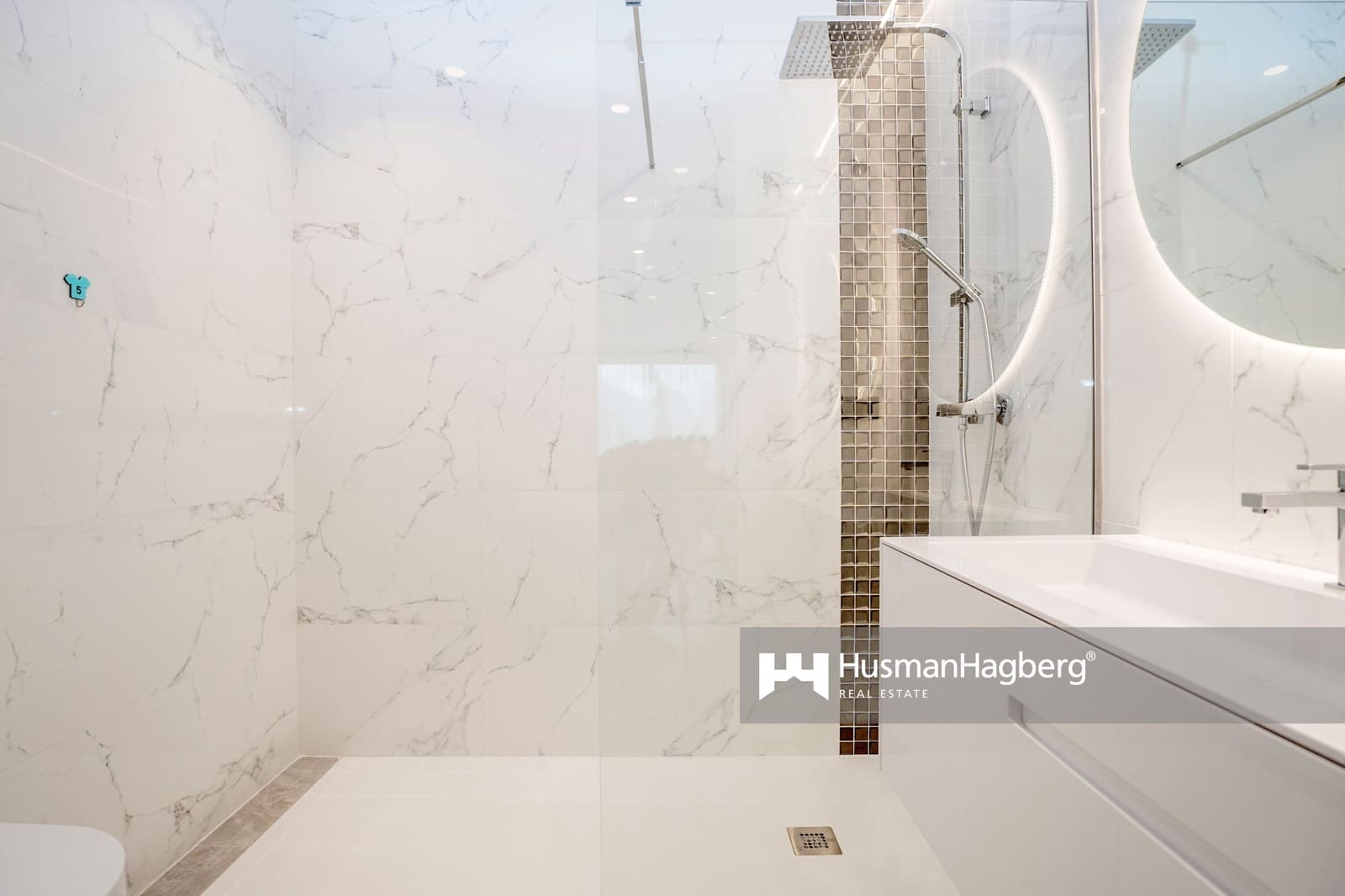 4 makuuhuone Huvila myytävänä paikassa Benidorm mukana uima-altaan - 1 550 000 € (Ref: 9607085)