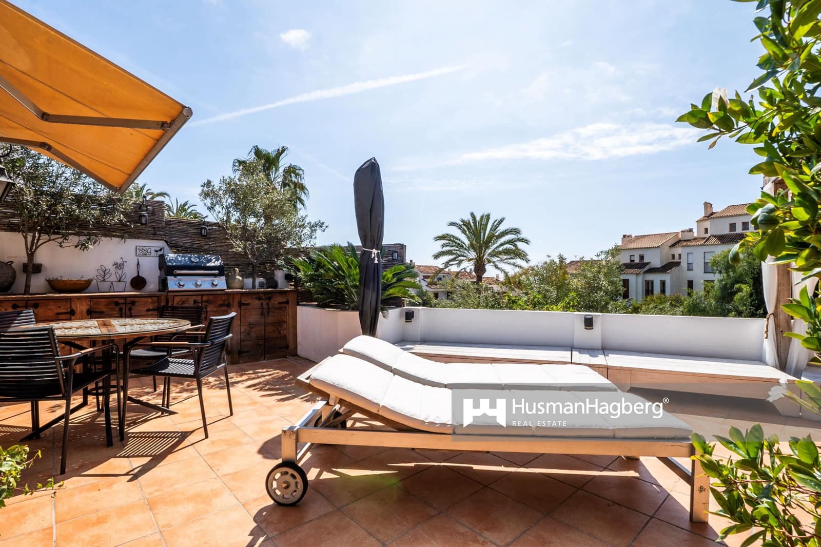 2 bedroom Townhouse for sale in Altea - € 750,000 (Ref: 9614607)