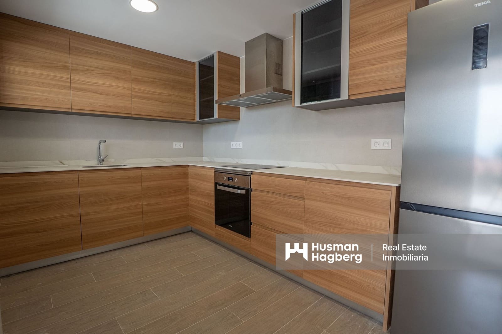 4 soveværelse Villa til salg i La Nucia med swimmingpool - € 895.000 (Ref: 9614612)