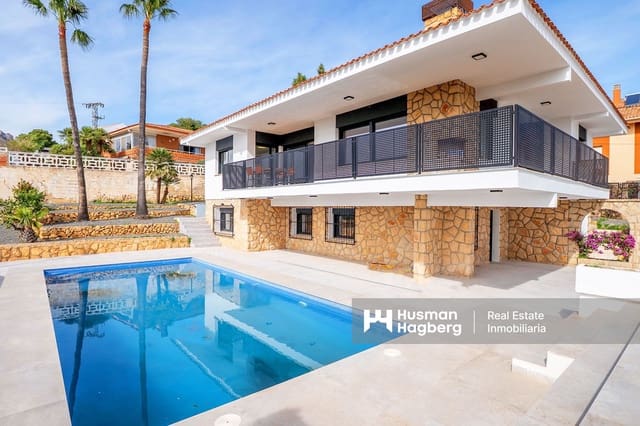 4 soveværelse Villa til salg i Coloma  , La Nucia med swimmingpool - € 895.000 (Ref: 9614612)