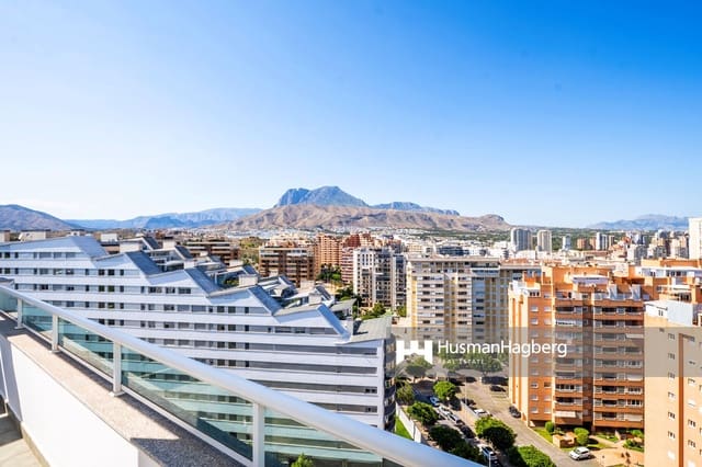 3 quarto Apartamento para venda em Benidorm com piscina - 490 000 € (Ref: 9622287)