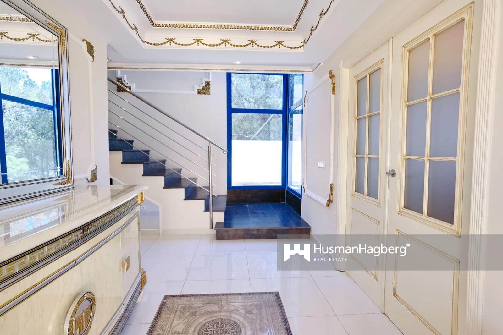 5 bedroom Villa for sale in Altea with pool - € 895,000 (Ref: 9622292)