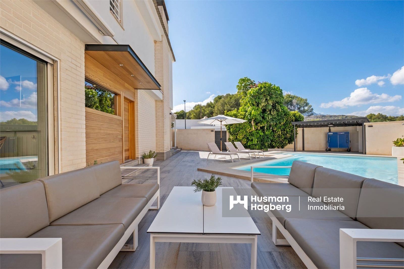 3 bedroom Townhouse for sale in Alfaz del Pi / L'Alfas del Pi with pool - € 585,000 (Ref: 9627101)