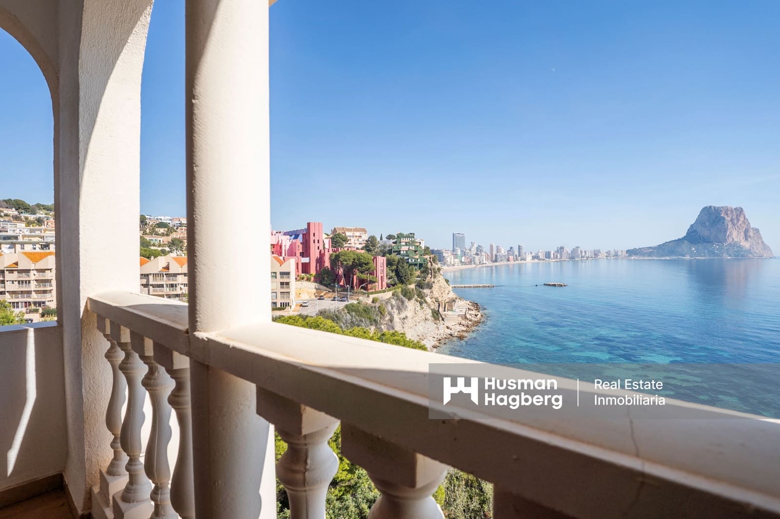 3 bedroom Townhouse for sale in Calpe / Calp with pool - € 498,000 (Ref: 9627103)