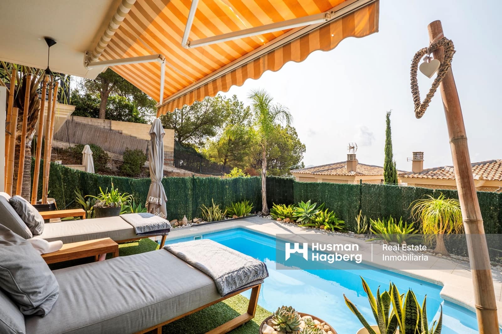 3 bedroom Townhouse for sale in La Nucia with pool - € 435,000 (Ref: 9627112)