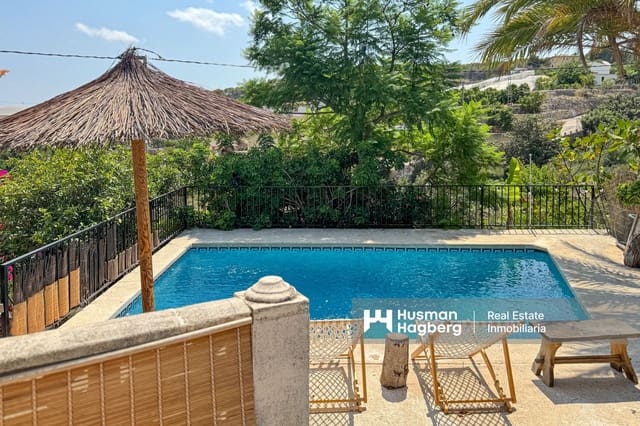 Chalet de 5 habitaciones en Polop en venta con piscina - 375.000 € (Ref: 9627116)