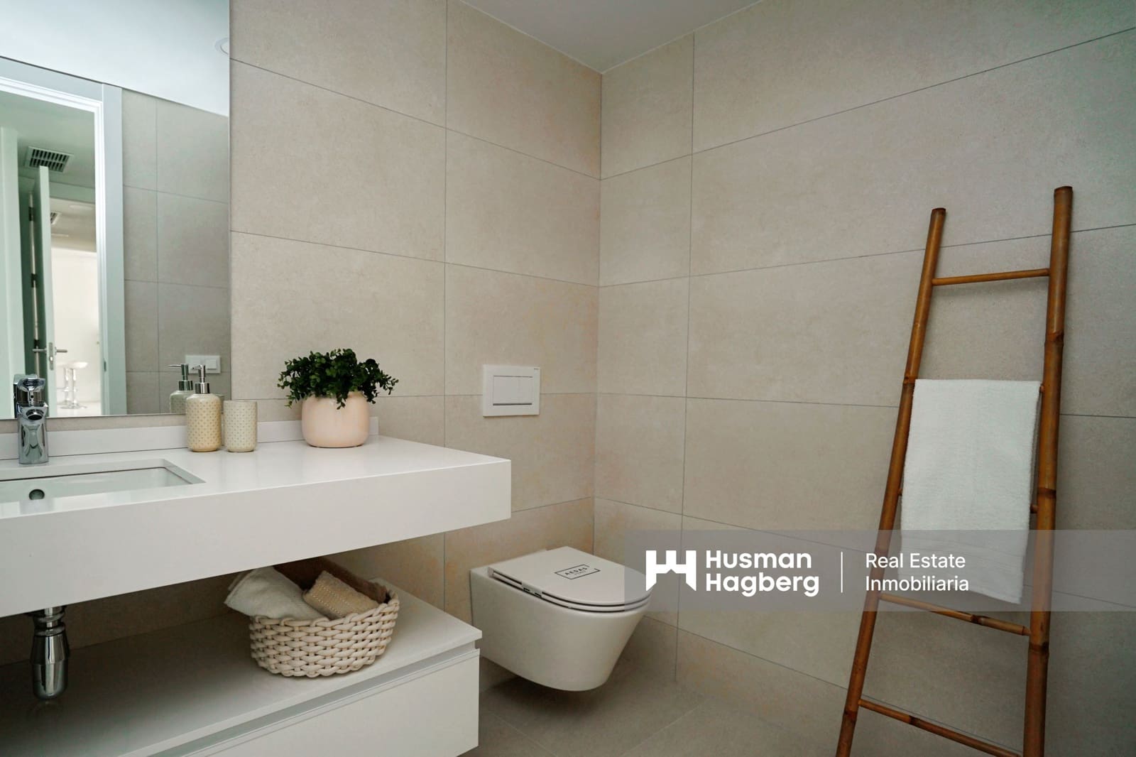 3 bedroom Apartment for sale in Denia with pool - € 690,000 (Ref: 9627118)