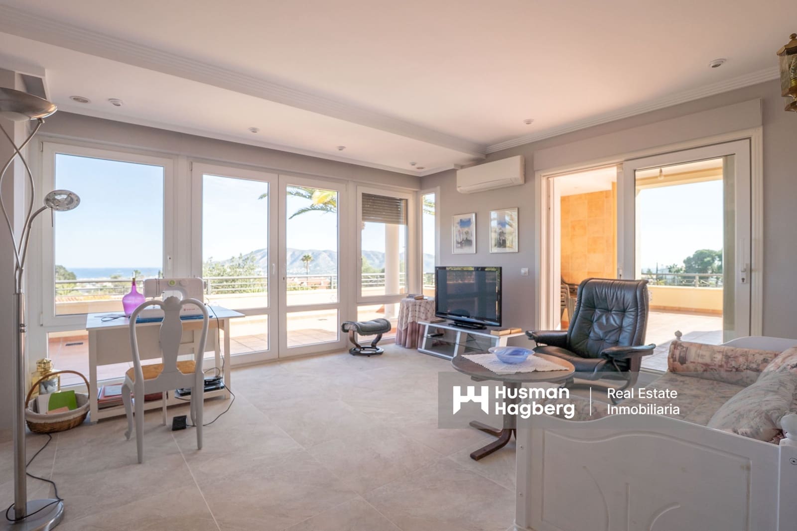 9 soveværelse Villa til salg i La Nucia med swimmingpool - € 1.950.000 (Ref: 9627119)