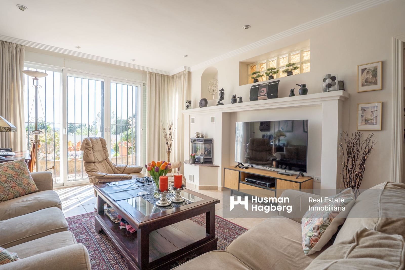 9 soveværelse Villa til salg i La Nucia med swimmingpool - € 1.950.000 (Ref: 9627119)