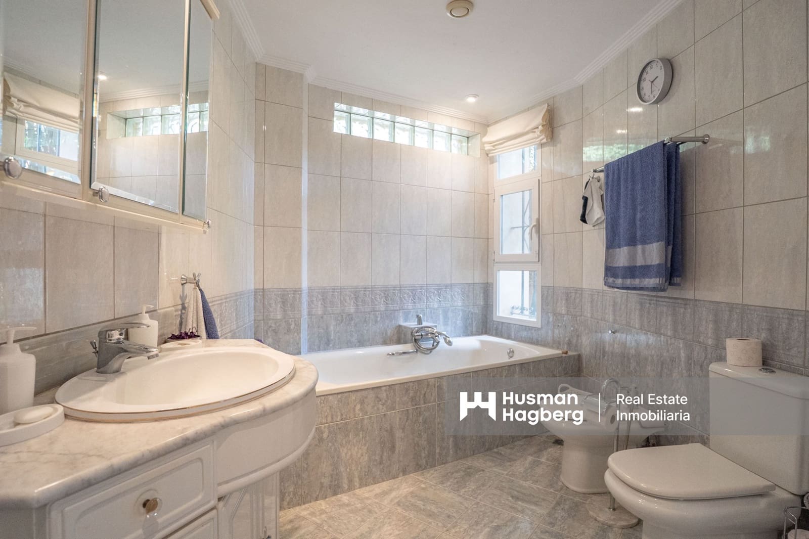 9 soveværelse Villa til salg i La Nucia med swimmingpool - € 1.950.000 (Ref: 9627119)