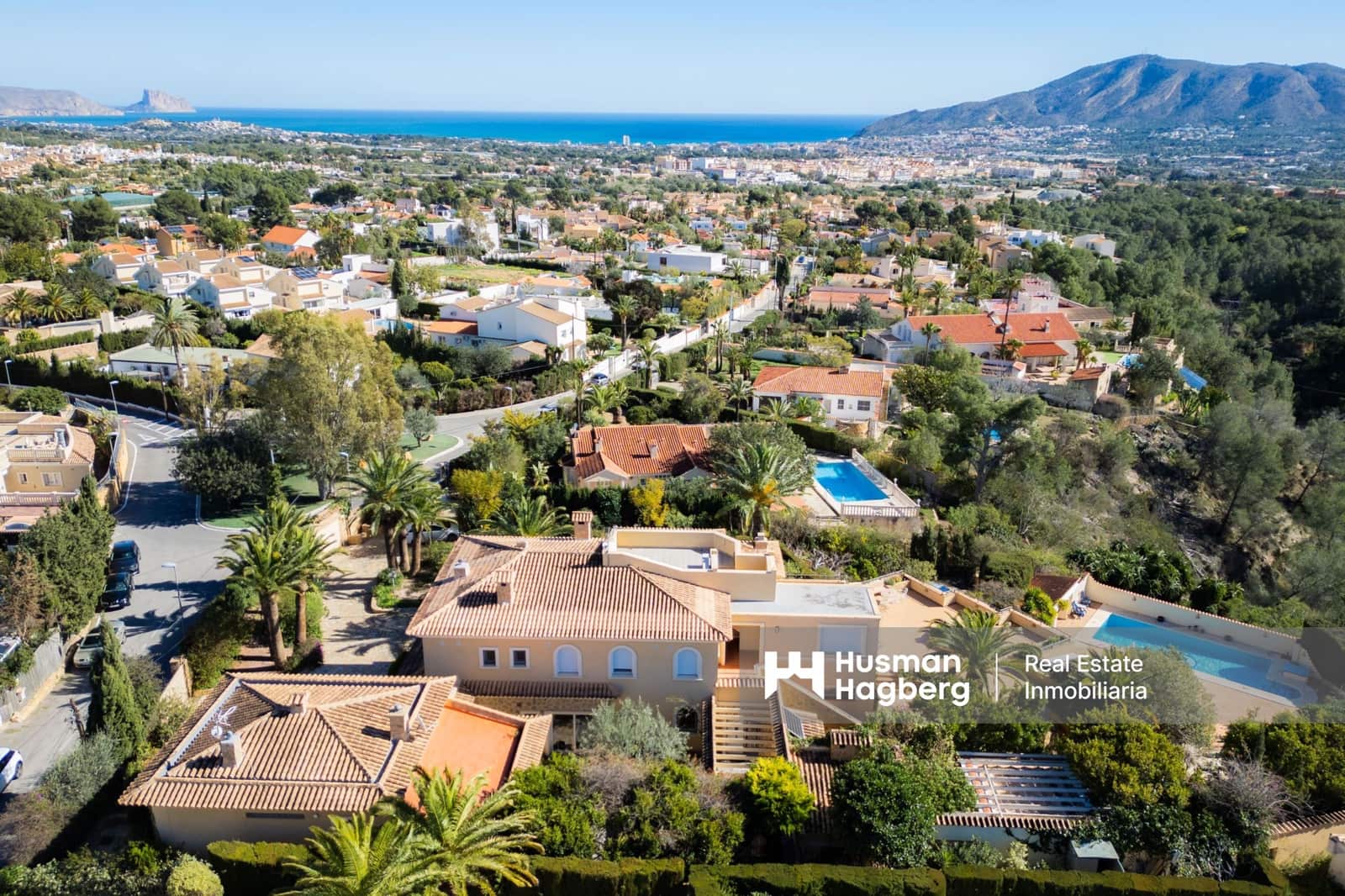 9 soveværelse Villa til salg i La Nucia med swimmingpool - € 1.950.000 (Ref: 9627119)