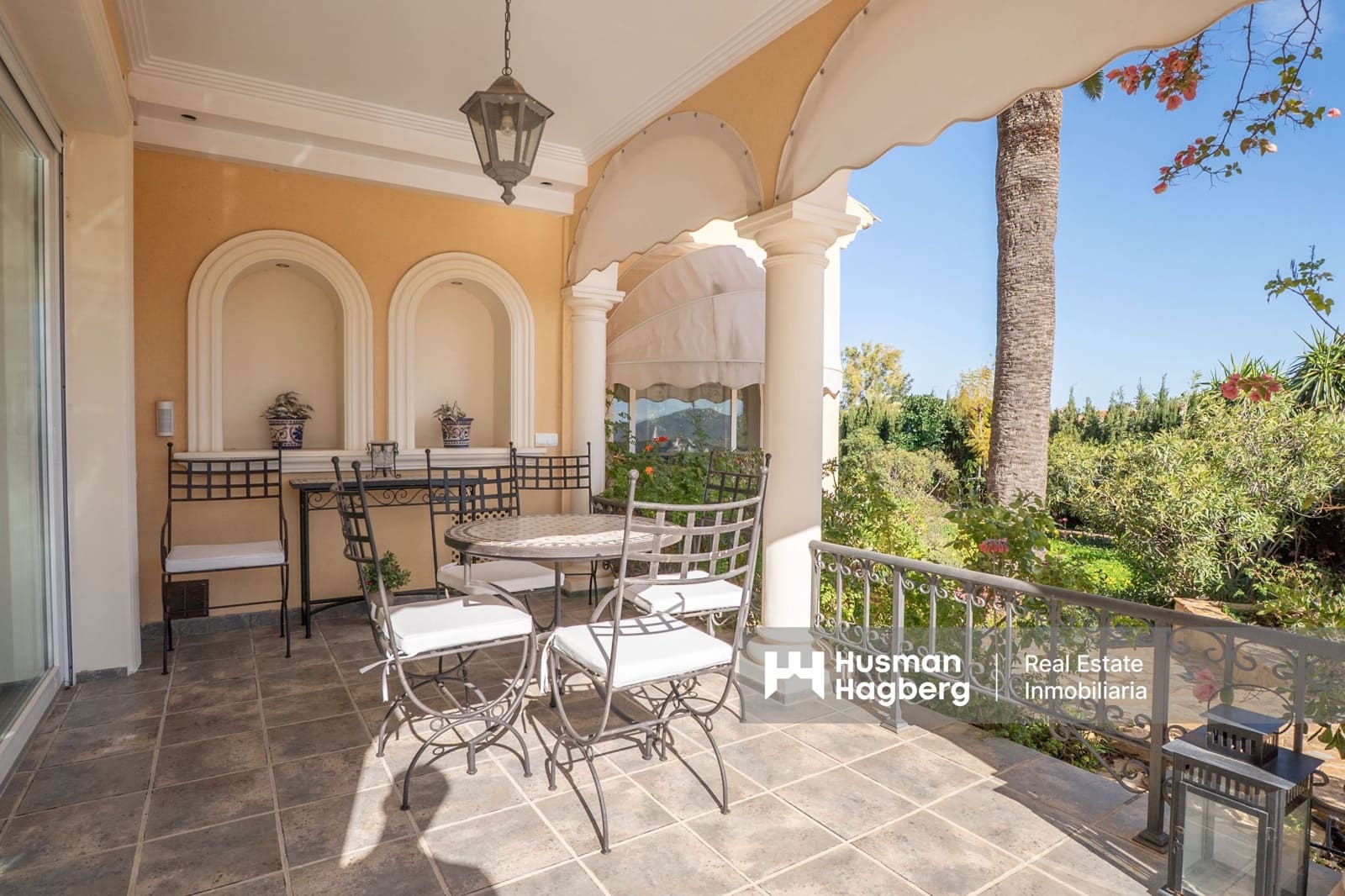 9 soveværelse Villa til salg i La Nucia med swimmingpool - € 1.950.000 (Ref: 9627119)