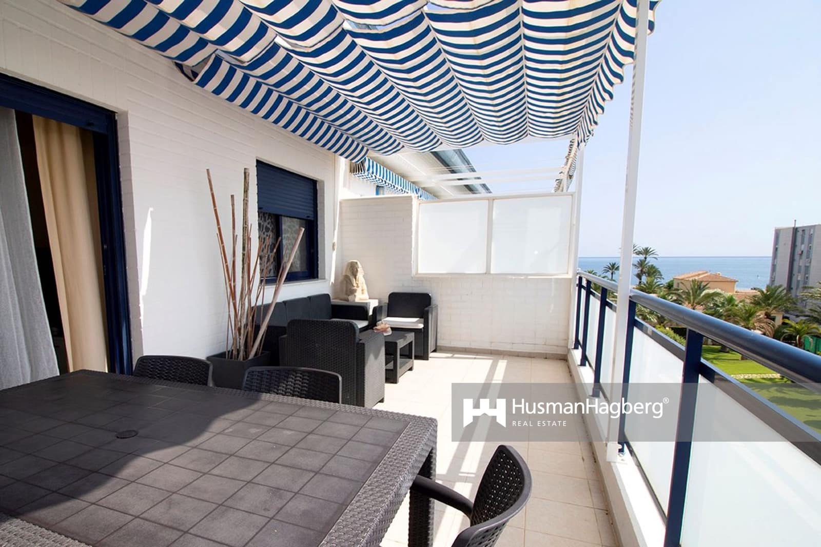 3 bedroom Apartment for sale in Denia with pool - € 485,000 (Ref: 9663352)