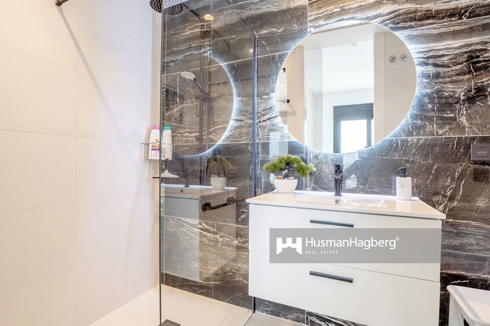 3 chambre Villa/Maison à vendre à Benidorm avec piscine - 585 000 € (Ref: 9683350)