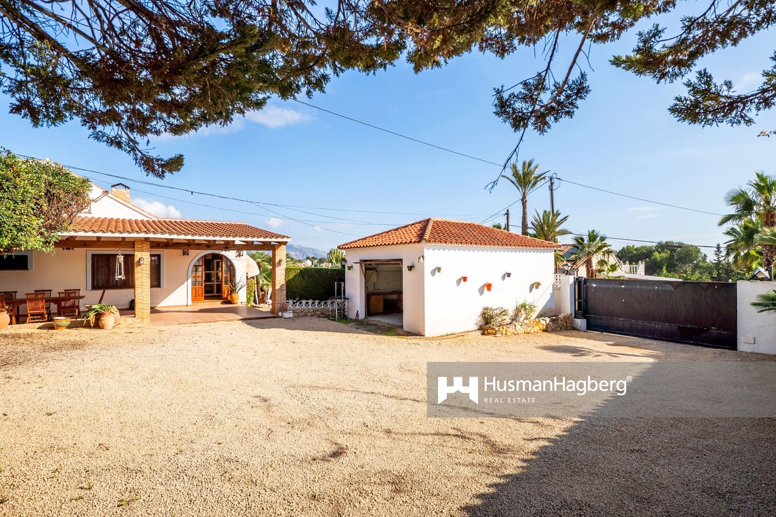 4 soveværelse Villa til salg i Alfaz del Pi / L'Alfas del Pi med swimmingpool - € 796.000 (Ref: 9683352)