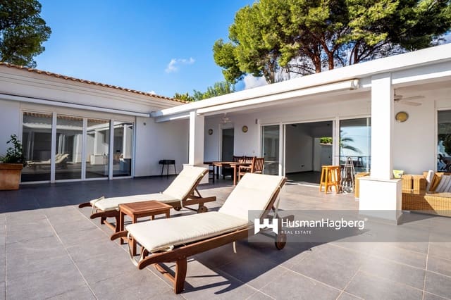 3 soveværelse Villa til salg i Altea med swimmingpool - € 1.470.000 (Ref: 9683358)