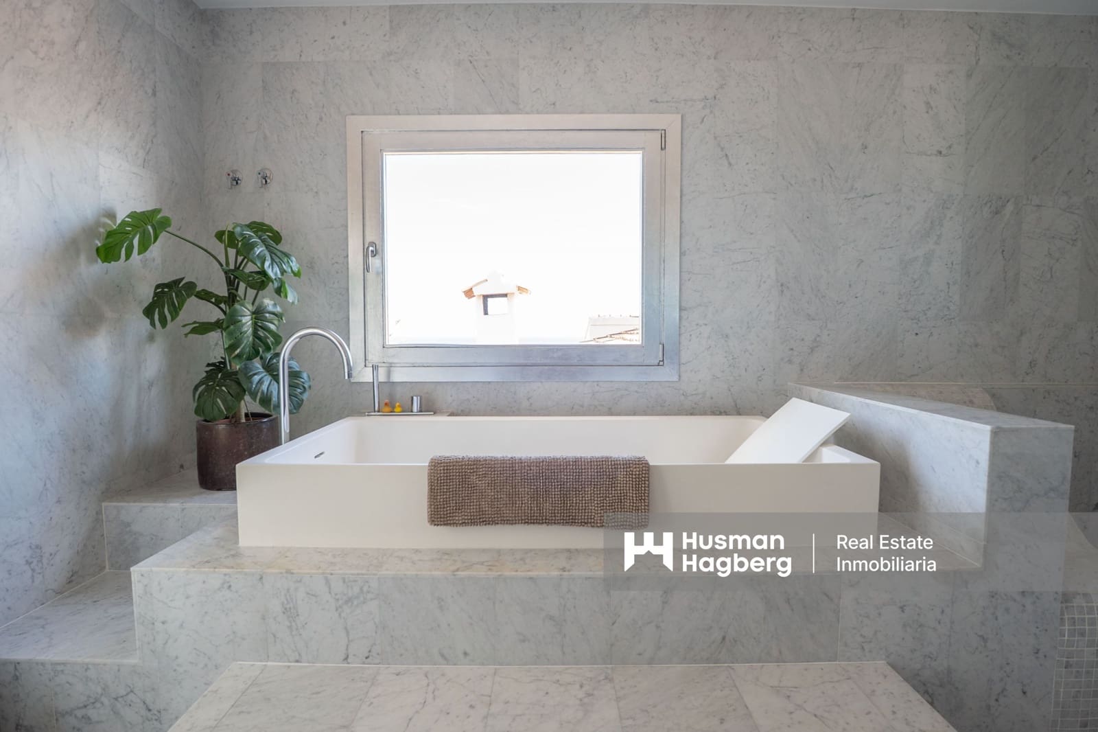 3 sypialnia Willa na sprzedaż w Altea z basenem - 3 700 000 € (Ref: 9685925)