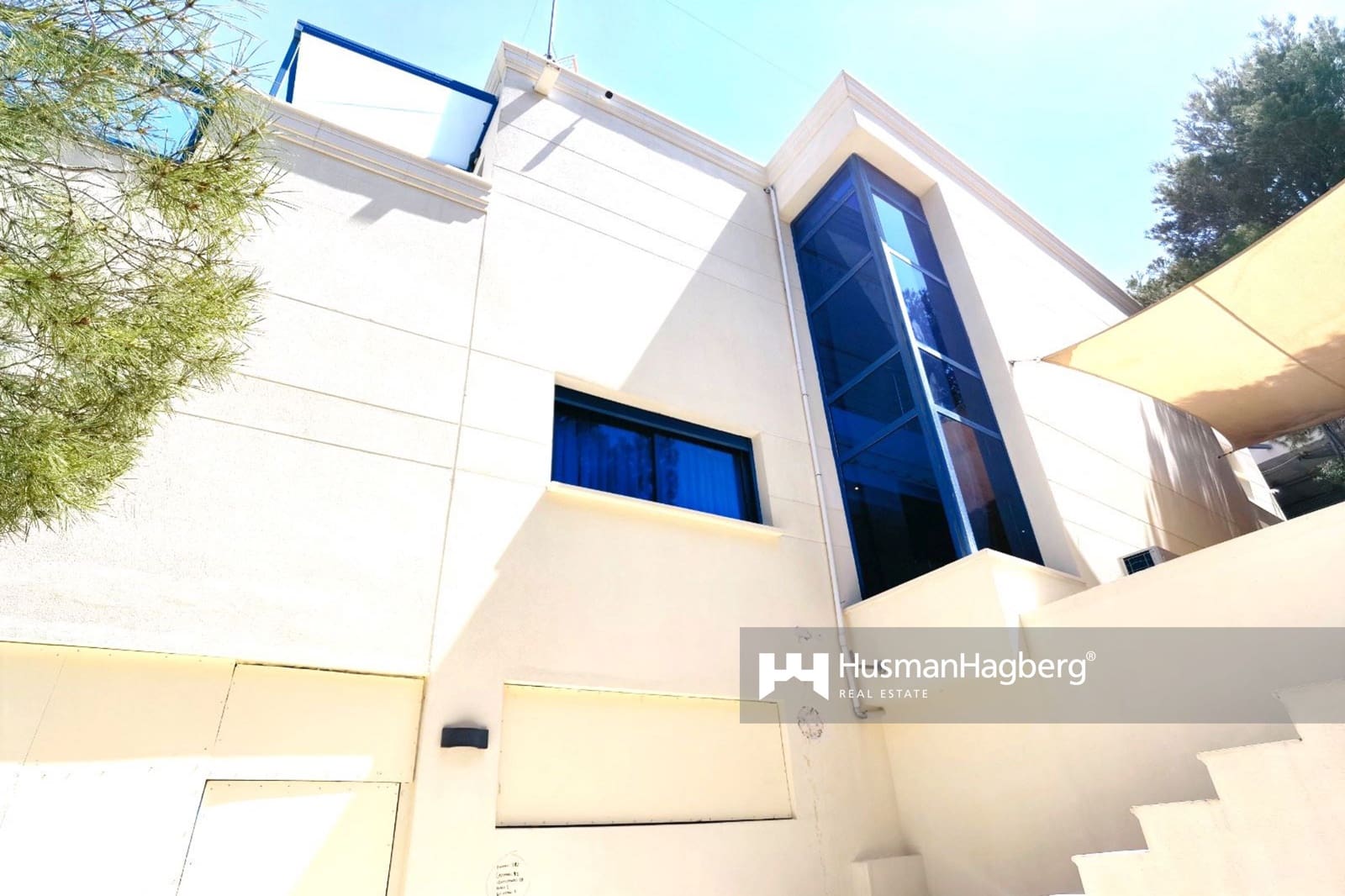 5 bedroom Villa for sale in Altea with pool - € 895,000 (Ref: 9694617)