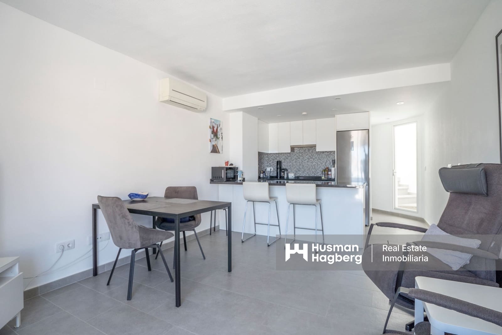 2 bedroom Apartment for sale in Altea with pool - € 330,000 (Ref: 9697958)