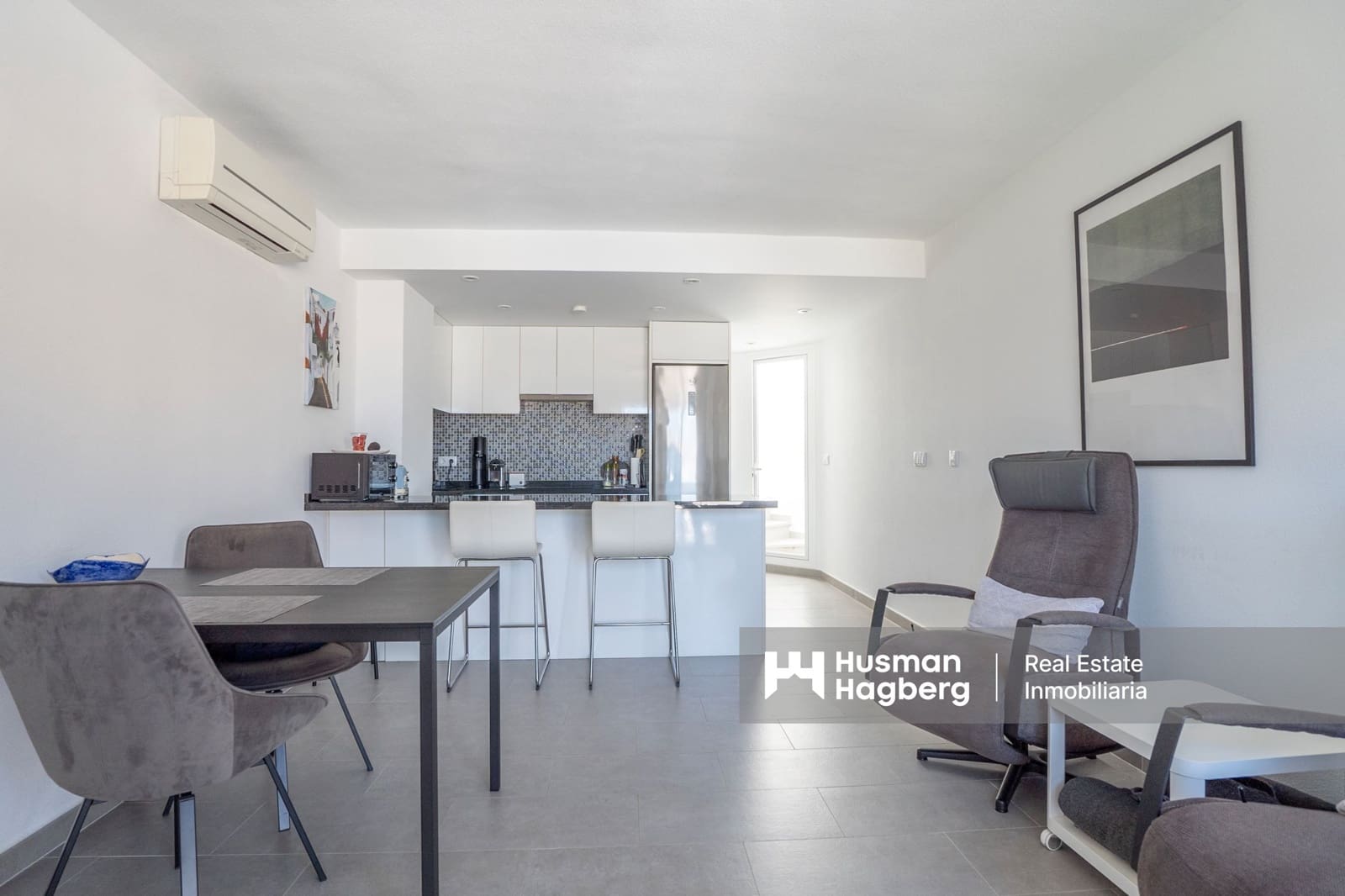 2 bedroom Apartment for sale in Altea with pool - € 330,000 (Ref: 9697958)