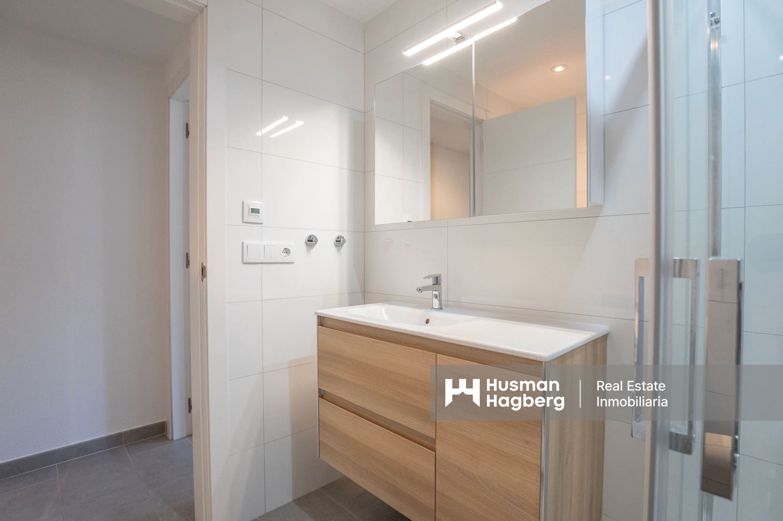 2 bedroom Apartment for sale in Altea with pool - € 330,000 (Ref: 9697958)