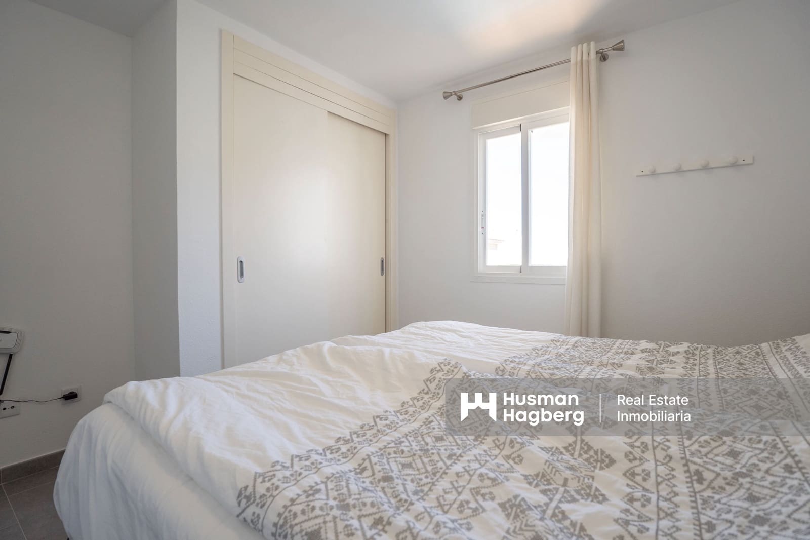 2 bedroom Apartment for sale in Altea with pool - € 330,000 (Ref: 9697958)