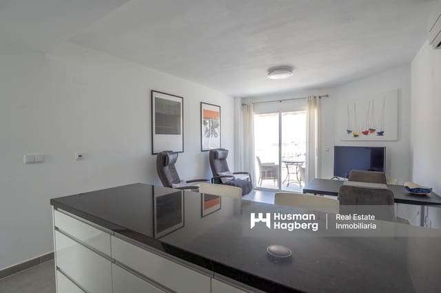 2 bedroom Apartment for sale in Altea with pool - € 330,000 (Ref: 9697958)