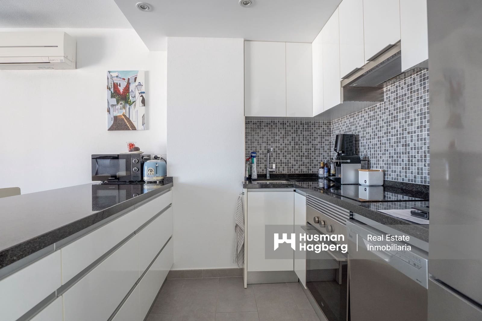 2 bedroom Apartment for sale in Altea with pool - € 330,000 (Ref: 9697958)