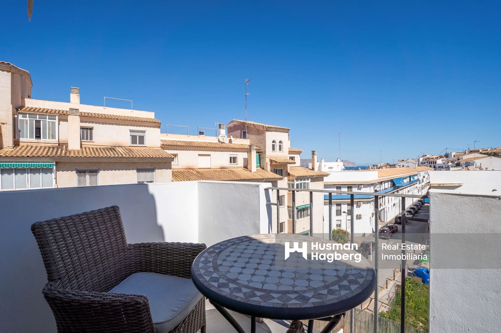 2 bedroom Apartment for sale in Altea with pool - € 330,000 (Ref: 9697958)