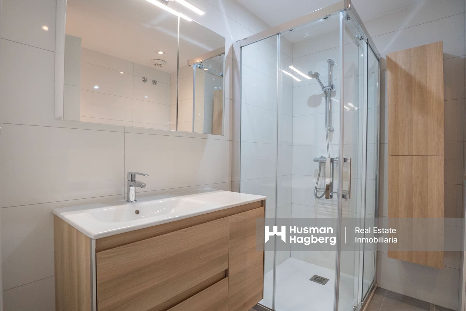 2 bedroom Apartment for sale in Altea with pool - € 330,000 (Ref: 9697958)