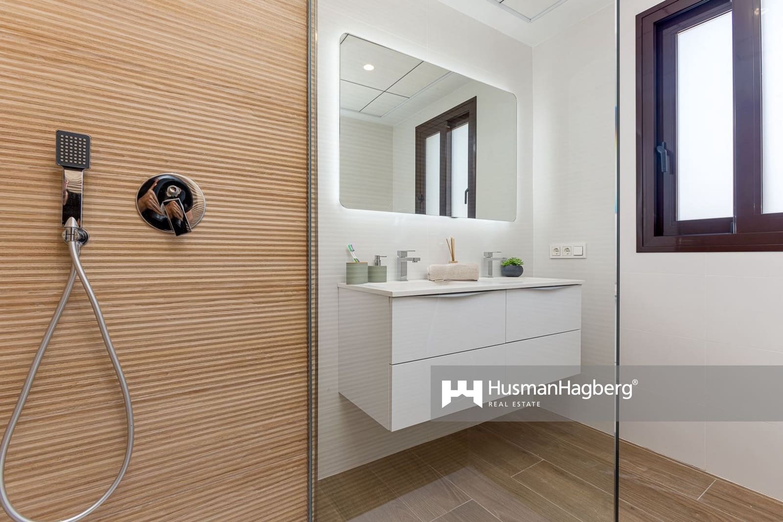 4 bedroom Villa for sale in Benidorm with pool - € 690,000 (Ref: 9731589)