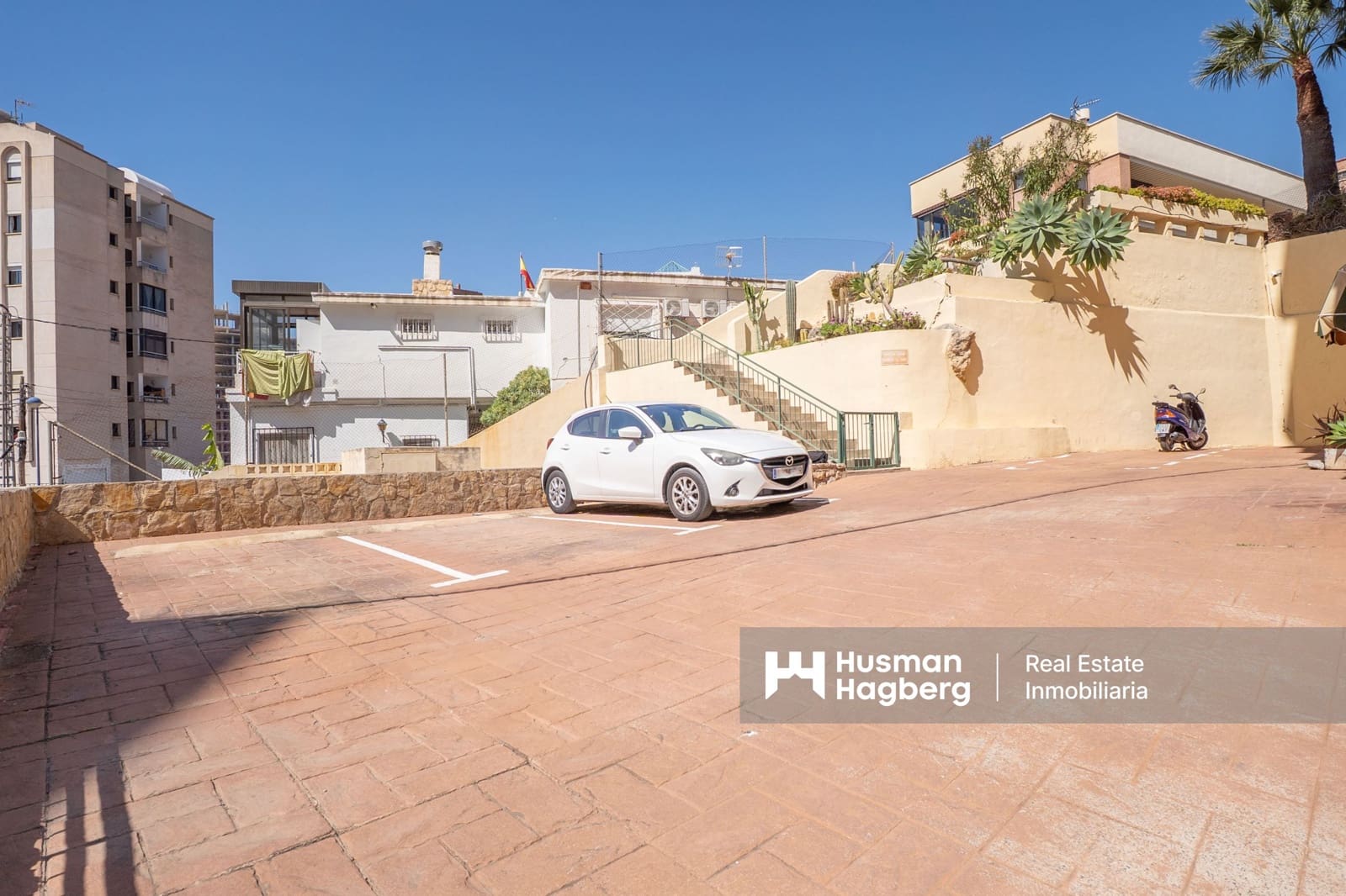 2 slaapkamer Appartement te koop in Benidorm met zwembad - € 274.000 (Ref: 9731597)