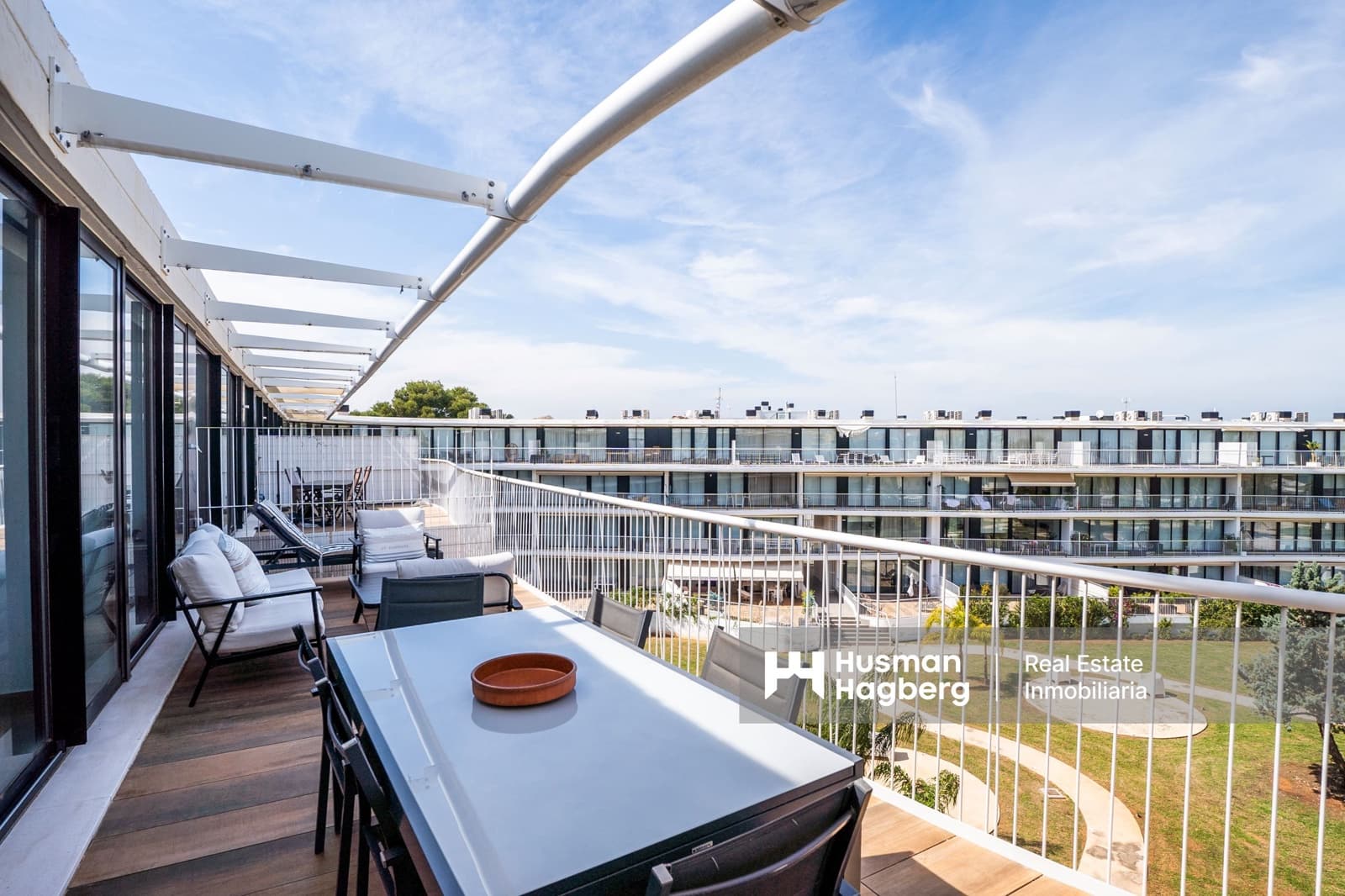 2 slaapkamer Appartement te koop in Denia met zwembad - € 475.000 (Ref: 9731601)