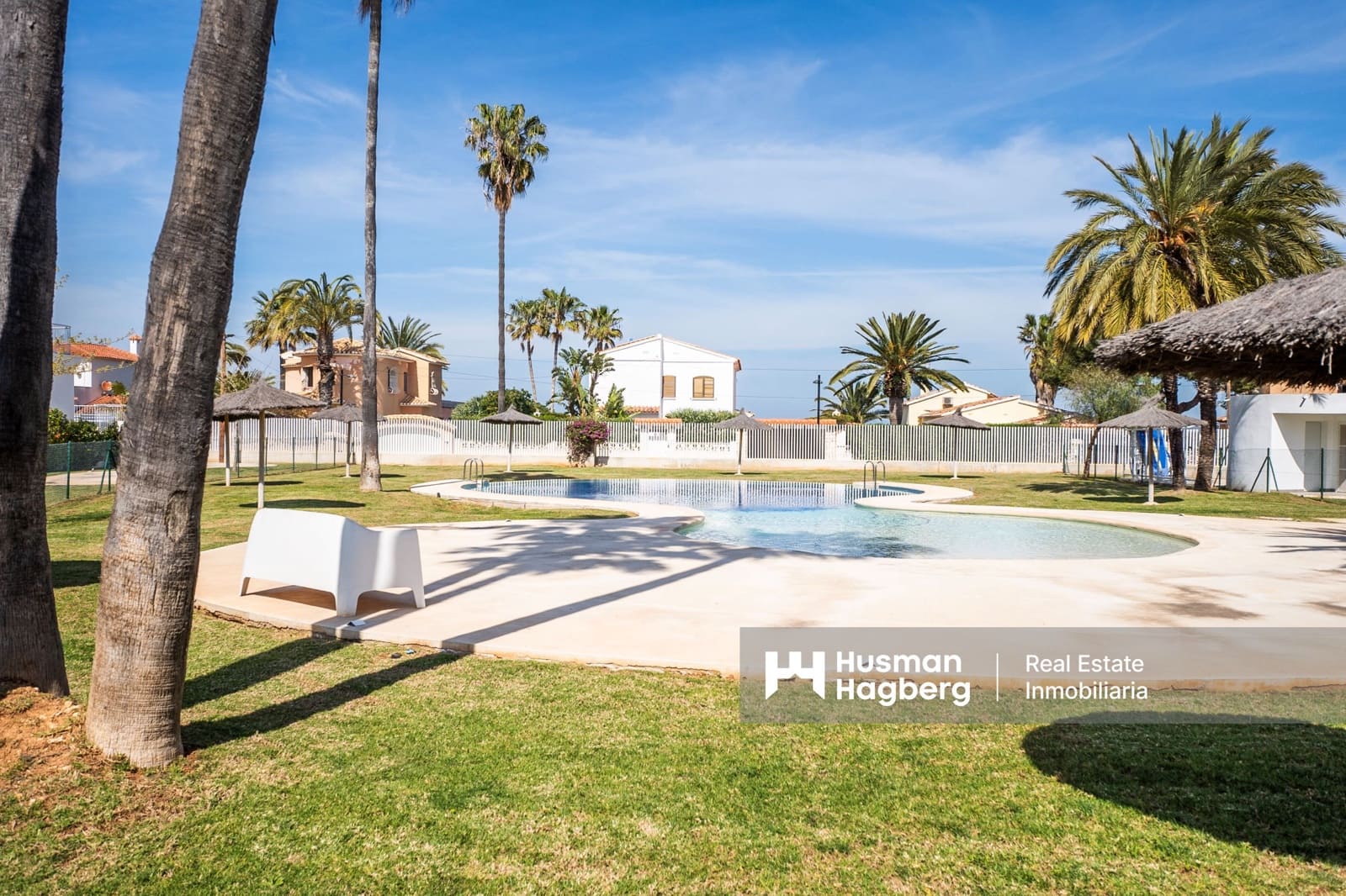 2 slaapkamer Appartement te koop in Denia met zwembad - € 475.000 (Ref: 9731601)