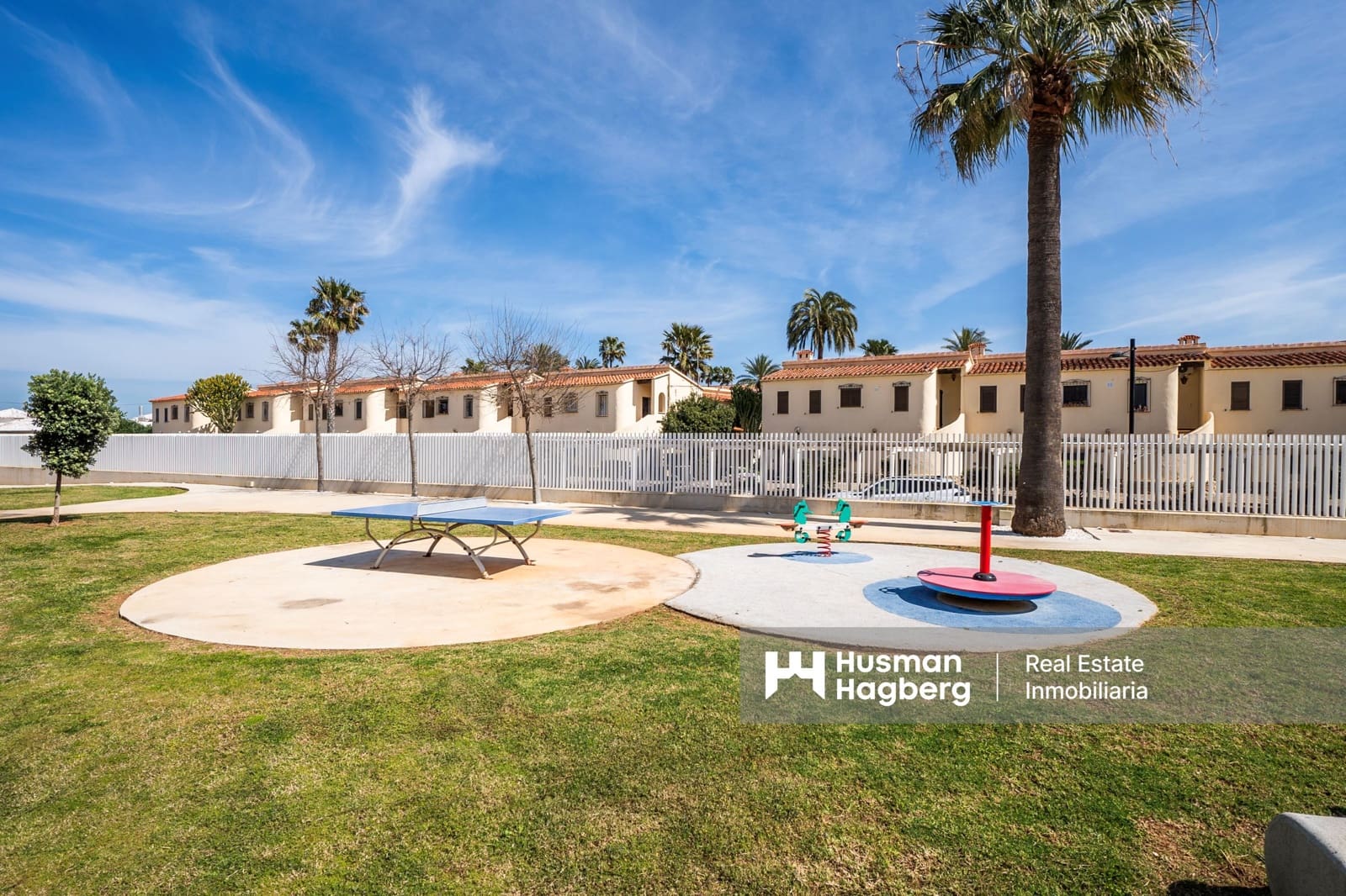 2 slaapkamer Appartement te koop in Denia met zwembad - € 475.000 (Ref: 9731601)