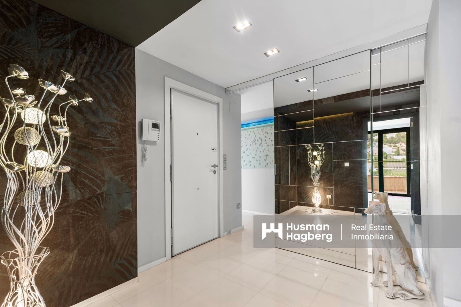 4 bedroom Apartment for sale in Altea with pool - € 900,000 (Ref: 9731605)