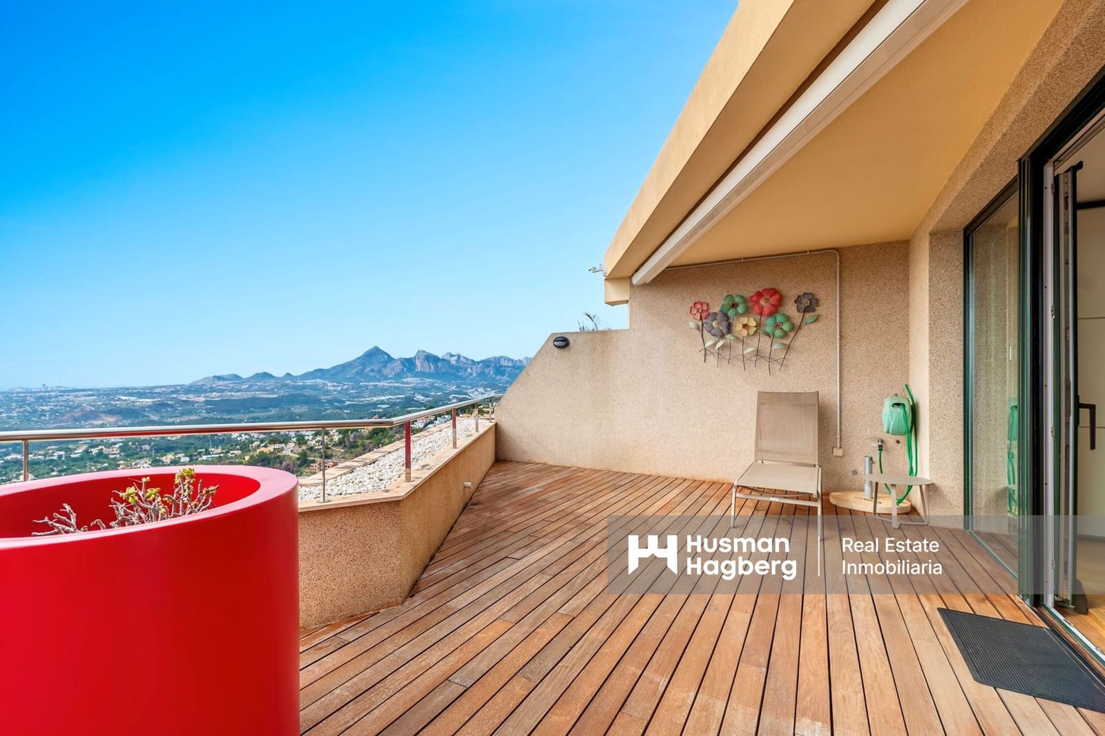 4 bedroom Apartment for sale in Altea with pool - € 900,000 (Ref: 9731605)